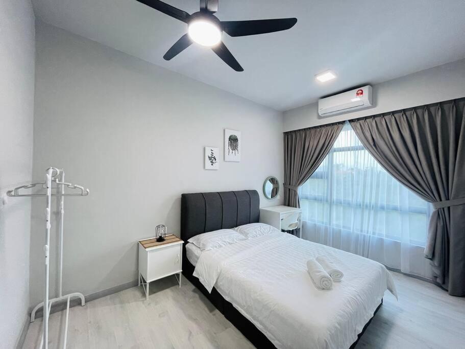 Апартаменты Jesselton Quay,2Br,4-5Pax,Mountain View Кота-Кинабалу Экстерьер фото