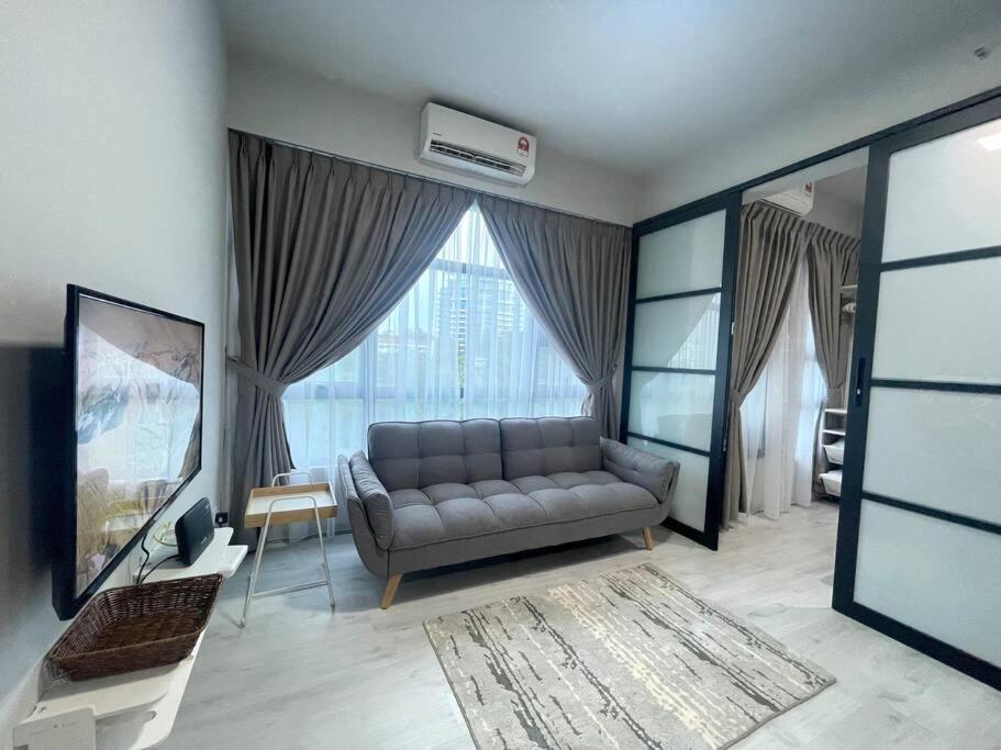 Апартаменты Jesselton Quay,2Br,4-5Pax,Mountain View Кота-Кинабалу Экстерьер фото